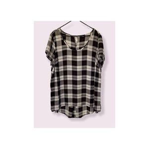 TORRID  PLUS SIZE HIGH LOW SHEER TUNIC